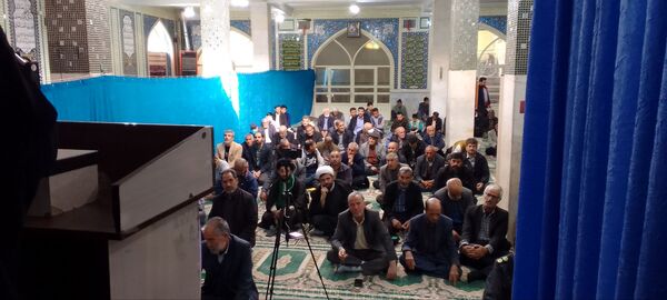 نماز جمعه میعادگاه عشق 