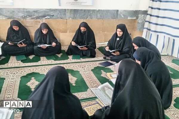 جلسه ختم قرآن در مسجد صاحب‌الزمان(عج) دیشموک
