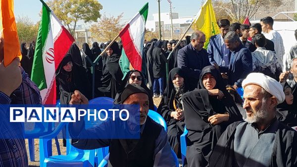 راهپیمایی باشکوه ۱۳ آبان در شهرستان بن 