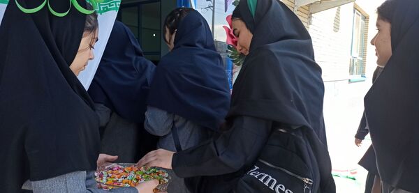 زنگ مهر و مقاومت در مدرسه مردانی آذر ناحیه ۲ تبریز