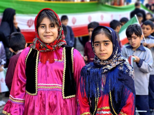 راهپیمایی روز دانش‌آموز در گلوگاه 