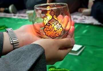 یستگاه صلواتی دانش‌آموزی به یاد بانوی دو عالم در مدرسه شهدای معلم 2