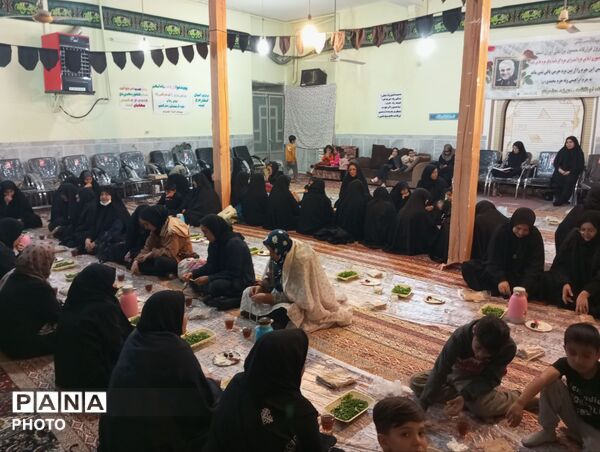 ضیافت افطاری دبیرستان پیرایش در شب اول قدر 