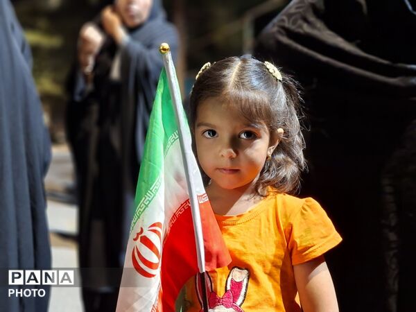 شکوفه‌های انقلاب در رشتخوار؛ حضور پرشور شبانه و پایداری پای آرمان‌ها
