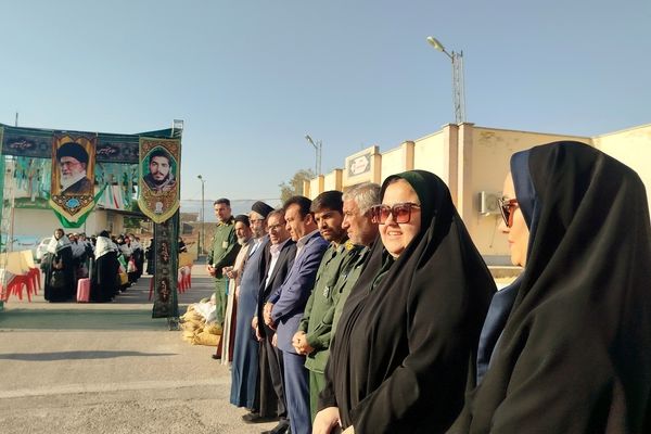 اعزام ۴۰ دانش‌آموز دختر لنده‌ای به مناطق عملیاتی جنوب کشور