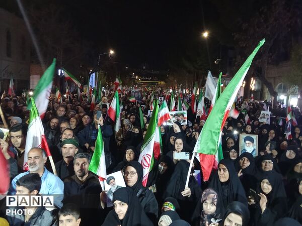 حضور گسترده و پرشور مردم انقلابی نیشابور در خونخواهی شهادت رهبر شهید