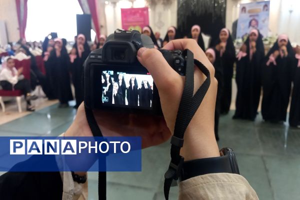 برگزاری جشن میلاد بانوی کرامت در هتل سامان شهرستان قرچک 