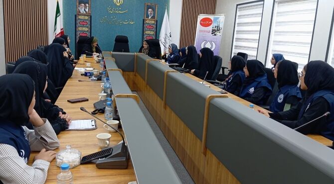 تجلیل از فعالان خبرگزاری پانا یزد در استانداری