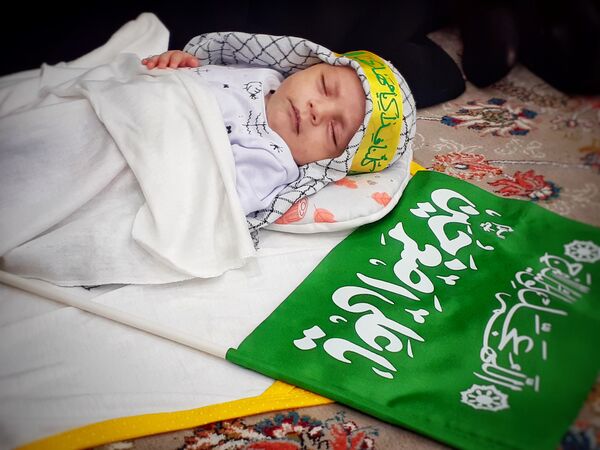 حماسه عشق و وفا در جمع شیر‌خوارگان حسینی