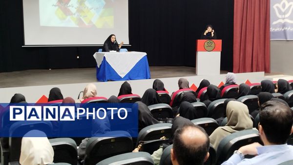 گردهمایی مراقبین سلامت مدارس ناحیه ۷ مشهد