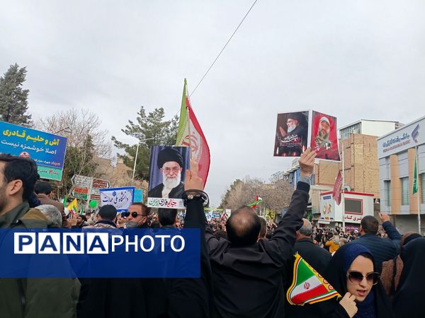 راهپیمایی یوم الله ۲۲ بهمن ماه امسال پررنگ تر از همیشه در شهر نیشابور 