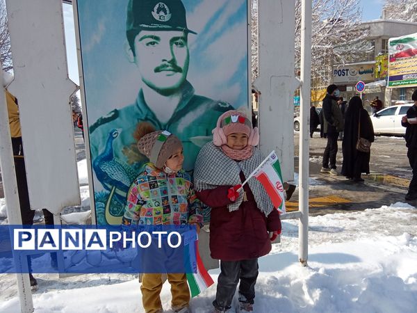 برگزاری راهپیمایی ۲۲ بهمن ماه در شهرستان نیشابور 