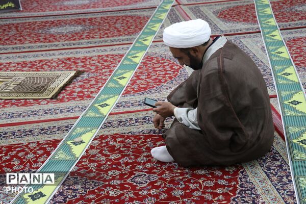 چهل و چهارمین دوره مسابقات قرآن عترت و نماز دانش آموزان استان خراسان رضوی