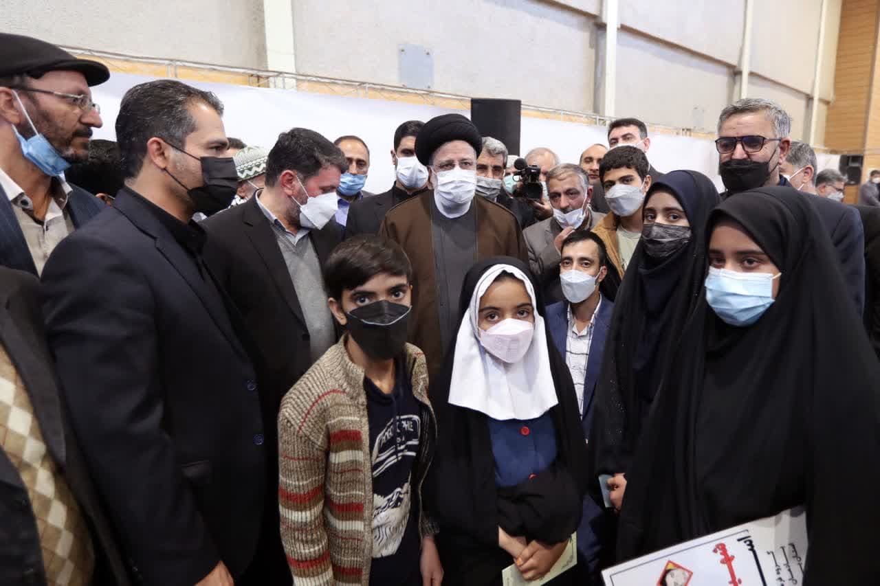 عکس یادگاری با آقای رئیس‌جمهور