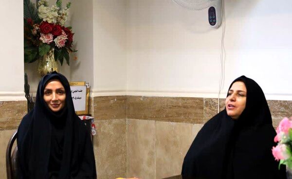 تجلیل از خیر مدرسه‌ساز دبستان دخترانه شاهد پوررضایی