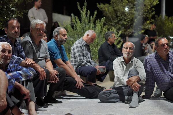 چهارمین سال برگزاری مراسم تعزیه‌خوانی گروه «عشاق‌الحسین» در اردکان