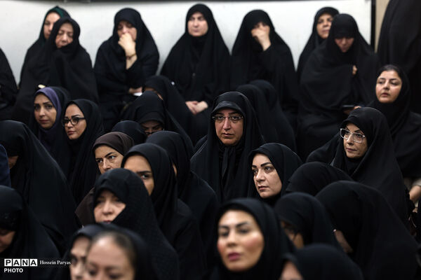 مراسم بزرگداشت رهبر شهید انقلاب و شهدای جنگ تحمیلی