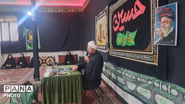 مراسم روضه و سینه زنی در مسجد صاحب‌الزمان(عج)
