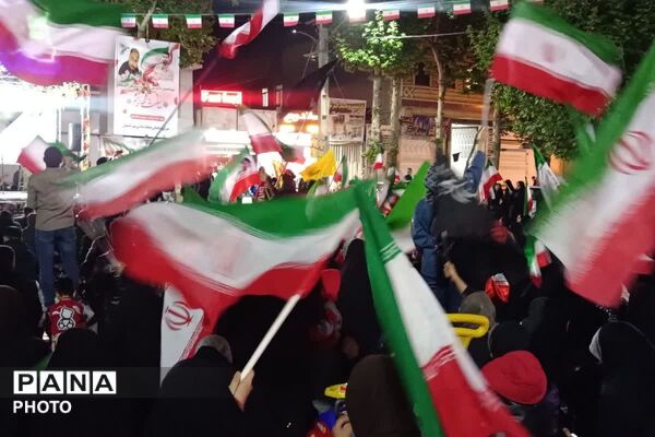 تجمعات شبانه جلوه ای از عزت و اقتدار ملی 