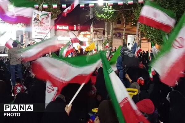 تجمعات شبانه جلوه ای از عزت و اقتدار ملی 