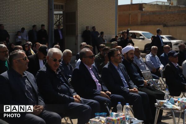  آیین کلنگ‌زنی مدرسه ۶ کلاسه خیرساز در خسروشاه
