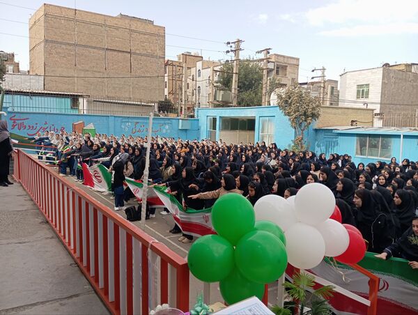 بازگشت به صحنه علم،مدارس متوسطه  شهرستان قدس آماده ساخت آینده