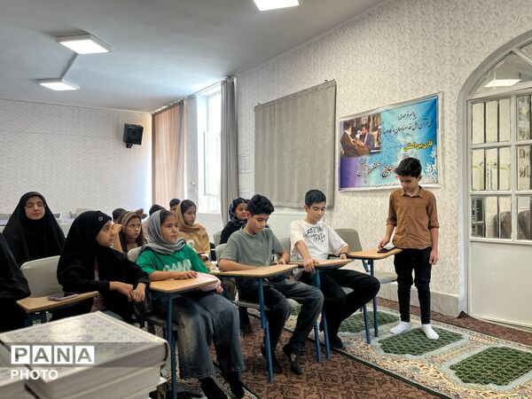 دورهمی صمیمانه بچه‌های پانا؛ روایت رفاقت، تجربه و همدلی در شهرستان خاتم