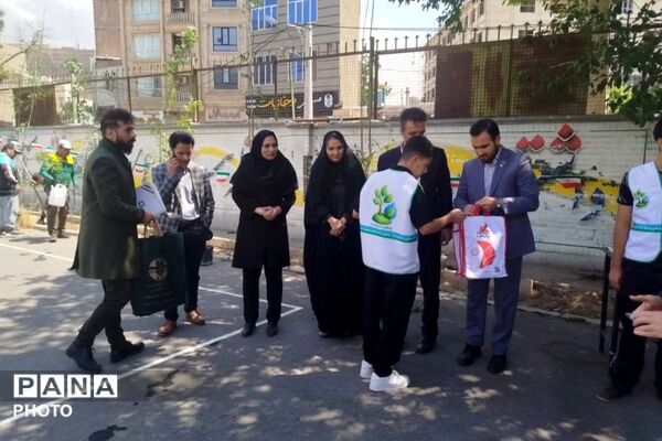 تجلی مشارکت در ترویج فرهنگ سلامت و محیط زیست  در دبیرستان پسرانه ملاصدرا