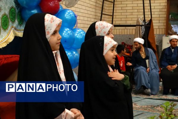 مسجدالقرآن غرق در شادی میلاد کریم اهل بیت(ع)