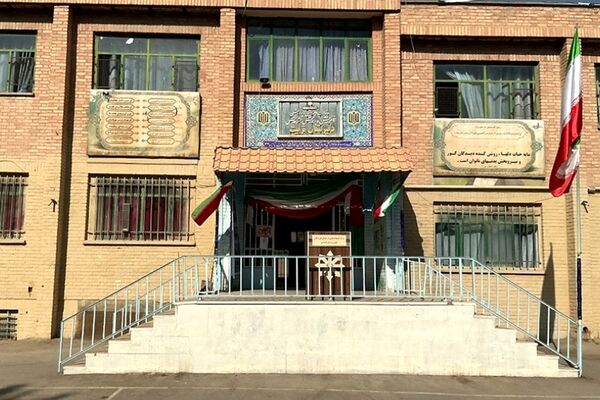  افتتاح سایت دبیرستان فرزانگان قدس با حضور مدیرکل سمپاد