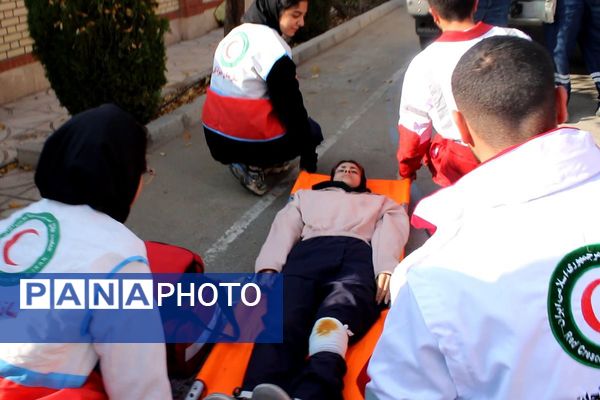 مانور سراسری زلزله و ایمنی در پردیس