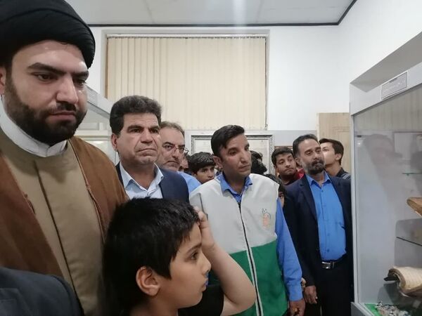 بازدید خادمیاران و خدام افتخاری رضوی از موزه فرهنگ و هنر بافق
