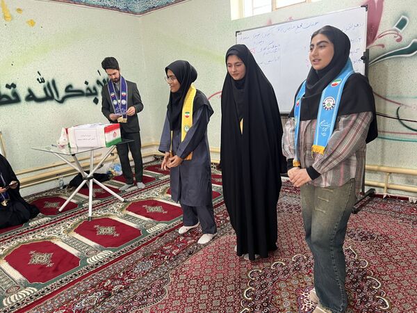 انتخابات اعضای مجمع پیشتازان سازمان دانش‌آموزی شهرستان ساوجبلاغ 