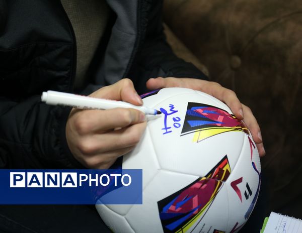 اردوی تمشک با حضور بازیکن محبوب تیم تراکتور