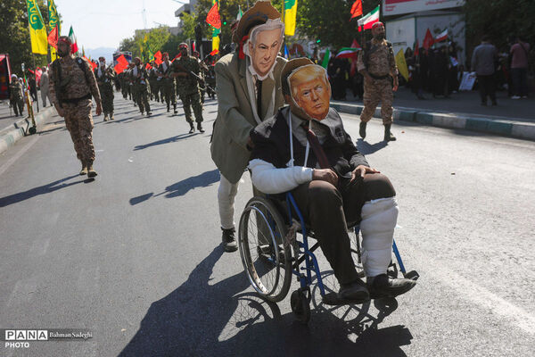 رزمایش جان‌فدایان ایران
