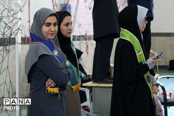 اجرای پیرامید دانش آموزان شهرستان سملقان با موضوع جنگ رمضان 
