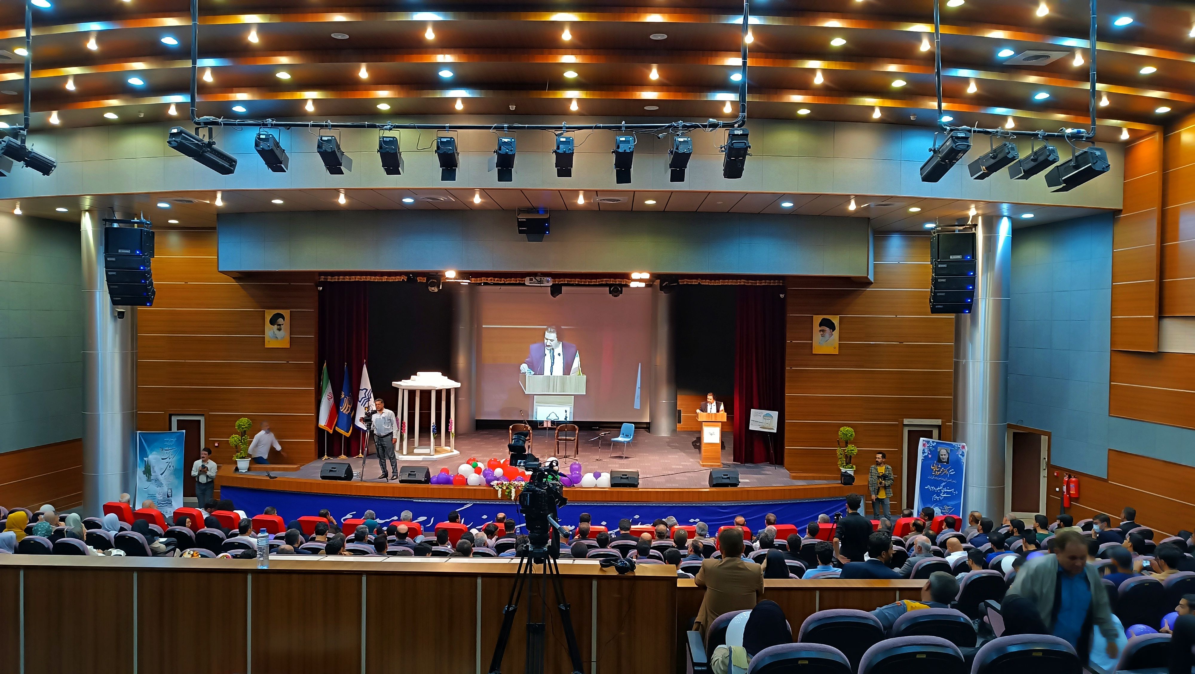 شب شعر حافظ در یاسوج