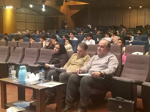 چهل و سومین دوره جشنواره فرهنگی هنری دانش‌آموزان