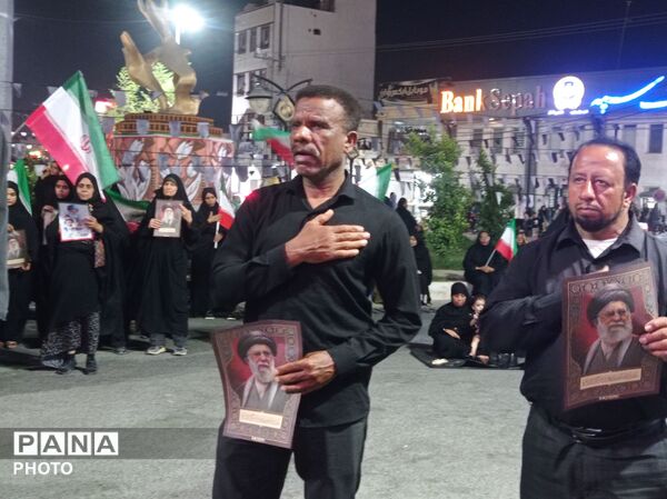 مراسم جاماندگان مراسم تشییع رهبر شهید در میناب