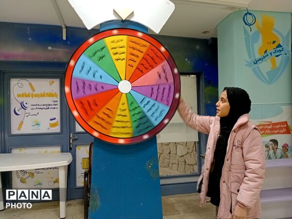 برگزاری جشنواره ضیافت نور توسط کهکشان کودکی درفرهنگسرای کودک و آینده 