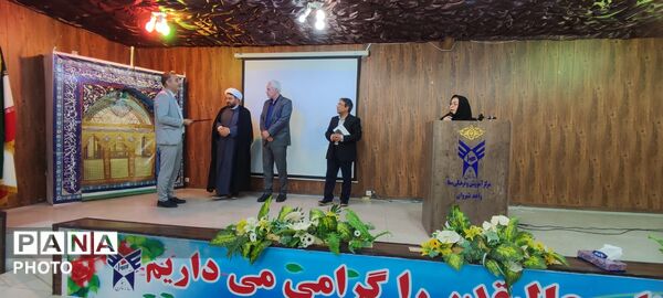 نشست هم اندیشی مدیران و معلمین مرکز فرهنگی آموزشی سما در شهرستان شیروان