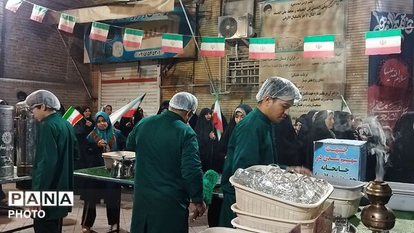 چایخانه فاطمه الزهرا در هشتاد و دومین شب از اجتماعات مردمی نیشابور 