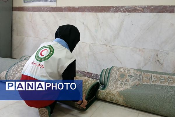 لبخند مهر علوی در تویسرکان اجرا شد؛ همدلی برای آینده دانش‌آموزان نیازمند