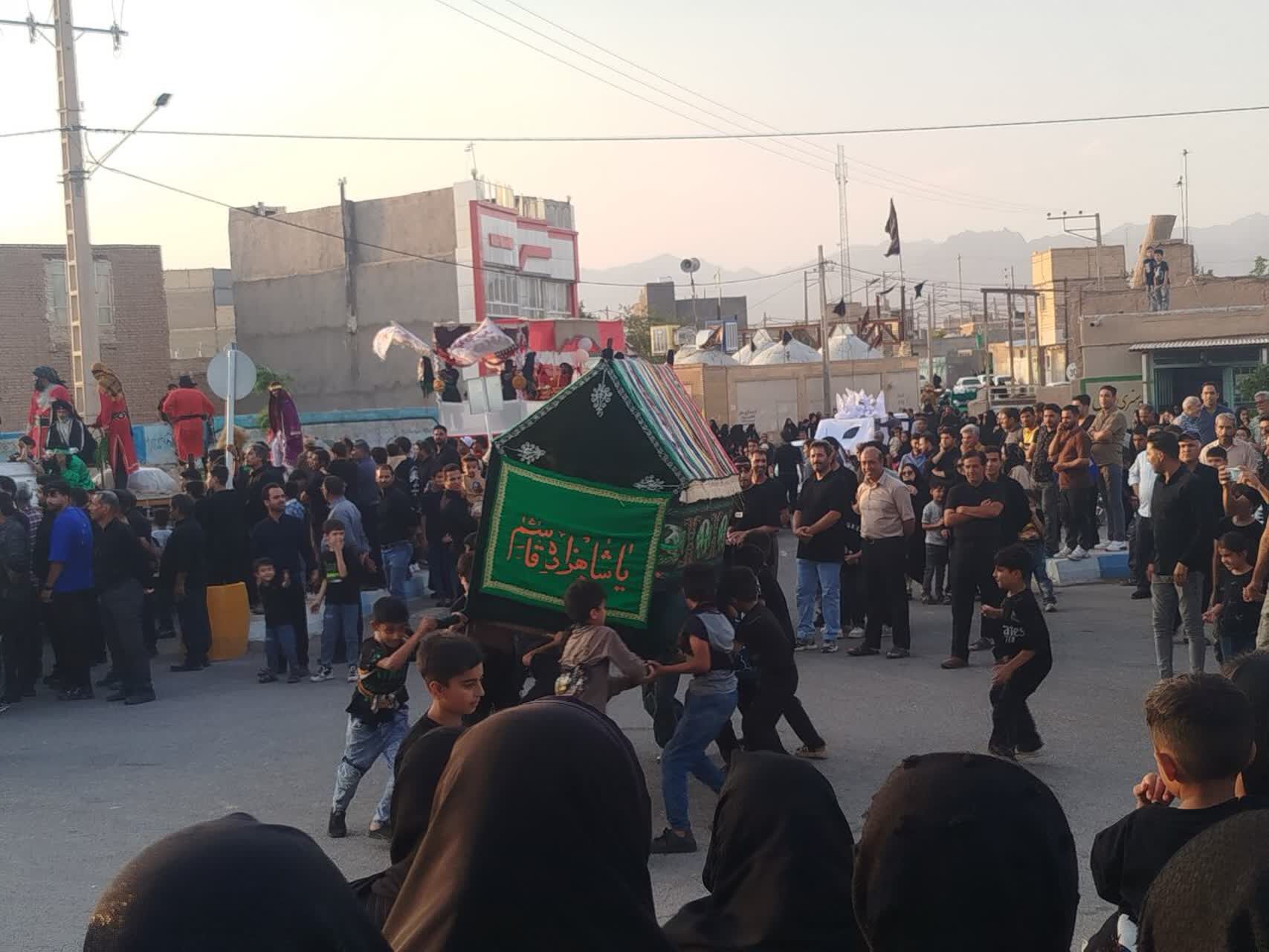 نخل گردانان کوچک فدافن