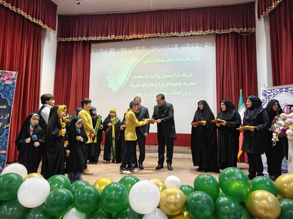 همایش «الگوسازی از زنان موفق»؛ ترسیم نقشه راه «الگوی سوم» در مسیر تعالی