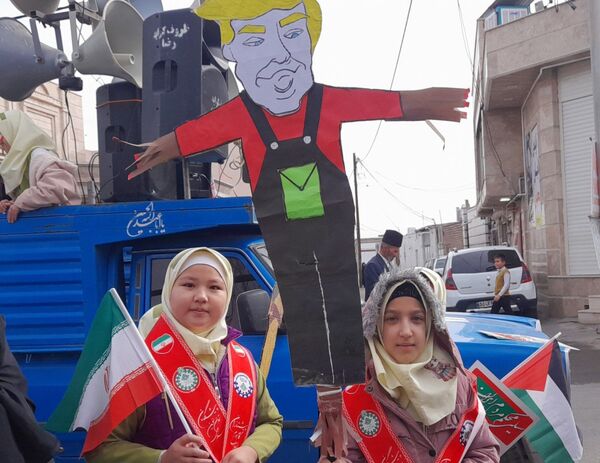 راهپیمایی مردم جعفرآباد قم در جشن سالگرد پیروزی انقلاب