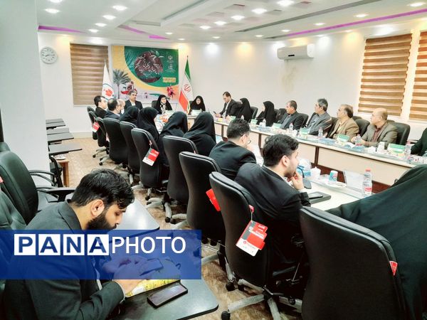 گردهمایی روسا و معاونان پیشگیری و مراقبت در برابر آسیب های اجتماعی سراسر کشور در بوشهر
