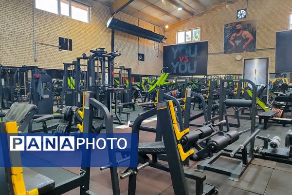  خدمت‌رسانی دولت به مردم زرقان در دهه فجر 