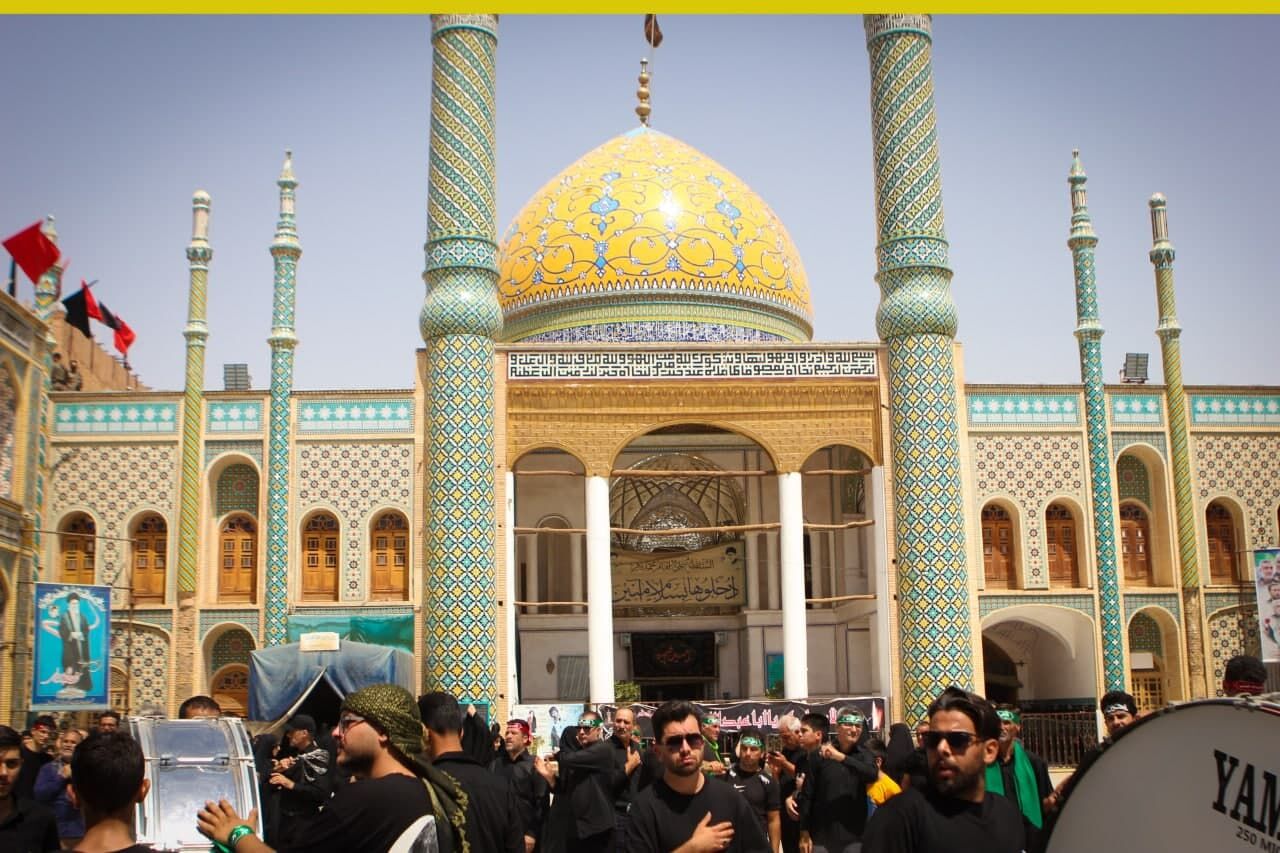 مراسم عاشورای حسینی در مشهد اردهال کاشان