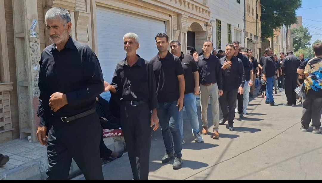 حال‌وهوای عاشورایی در مسجد سالار شهیدان با حضور گسترده عزاداران 